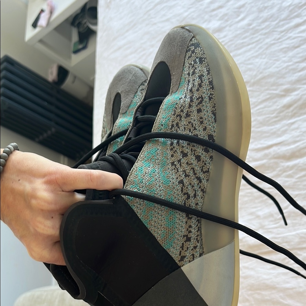 Yeezy Gray and Blue Athletic Shoes with High-Top Design - Picture 5 of 5